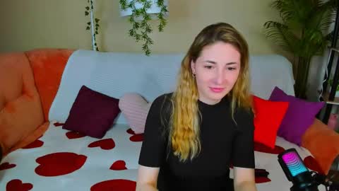 sensitiveheartt online show from March 2026 07:42:01 PM