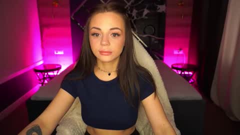 Snapshot of sensualalicee chatting on November 2025 06:57:02 AM sensualalicee online show from November 2025 06:57:02 AM