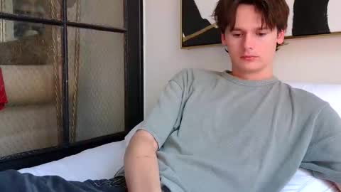 Snapshot of sensualalien chatting on March 2026 11:00:02 PM Cam online show from March 2026 11:00:02 PM