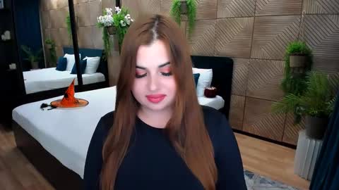 Snapshot of sensualcharisma chatting on October 2025 07:20:01 PM Becca online show from October 2025 07:20:01 PM