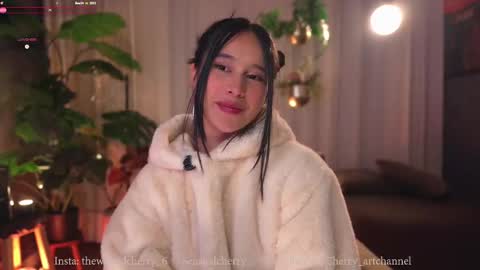 Maria- OF sensual bee online show from November 2025 11:03:01 PM