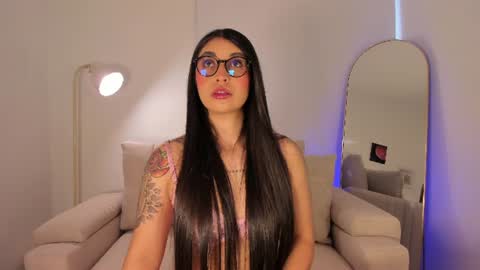 Snapshot of sensualhaven_ chatting on July 2026 10:50:02 PM sensualhaven_ online show from July 2026 10:50:02 PM