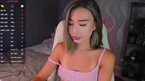 Snapshot of sensualily chatting on June 2026 03:38:02 PM Kiki online show from June 2026 03:38:02 PM