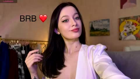 Snapshot of sensuallucy233 chatting on December 2025 05:57:01 AM sensuallucy233 online show from December 2025 05:57:01 AM
