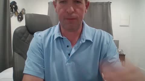 senyai40 online show from September 2025 07:04:01 PM