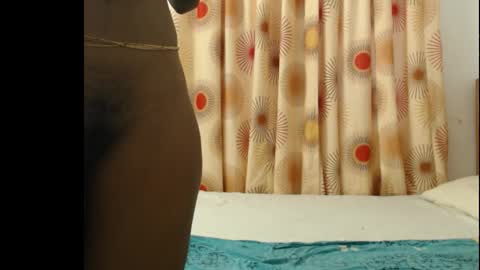 Anne online show from November 2025 12:15:02 PM