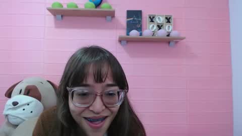 serafina_ online show from January 2025 06:56:01 PM