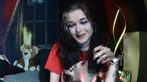 Seraphin Munster online show from February 2025 12:05:01 AM