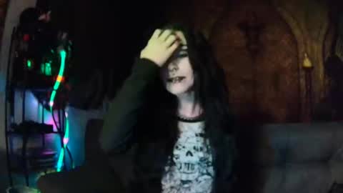 Seraphin Munster online show from October 2025 05:44:02 PM