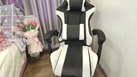 Snapshot of serena_angel18 chatting on September 2025 01:38:02 AM Serena online show from September 2025 01:38:02 AM