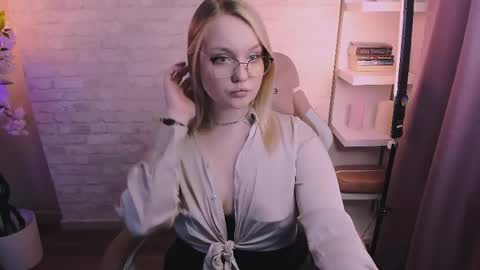 Serena online show from April 2026 07:53:01 AM