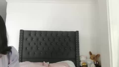 sararoussee online show from March 2026 07:53:02 PM