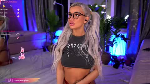 Serene Sophiex online show from January 2025 01:11:01 AM