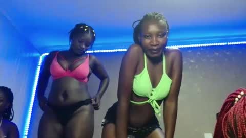 Serene online show from November 2025 04:29:02 PM