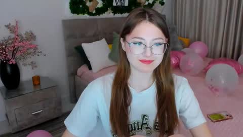 Ophelia online show from February 2025 04:10:02 PM