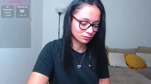 SereneSophi online show from October 2025 05:26:02 AM