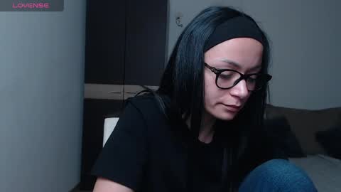 SereneSophi online show from April 2026 04:46:01 AM