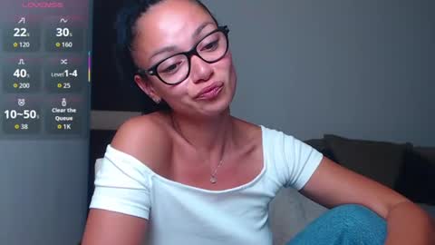 SereneSophi online show from August 2026 03:52:02 AM