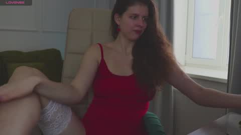 Hey Guys and Girls non-binary personalities  Im Sereta online show from December 2024 10:35:02 AM