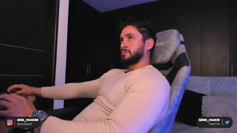 Sergi Mancini online show from December 2025 11:22:02 PM