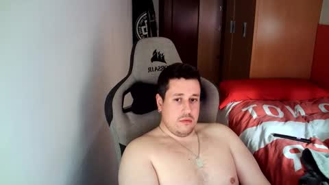 Snapshot of sergio95n chatting on February 2026 03:43:01 PM Pollos online show from February 2026 03:43:01 PM