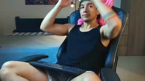 Snapshot of sergioruiz_199 chatting on June 2026 07:23:02 PM Sergioruiz 199 online show from June 2026 07:23:02 PM