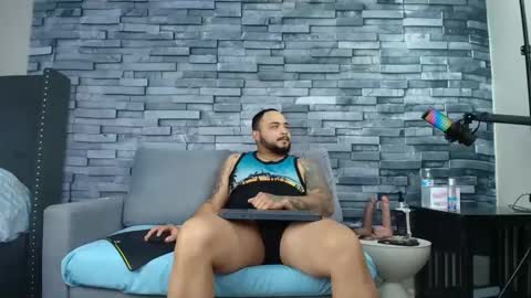 sermedina882454 online show from November 2025 04:05:01 AM