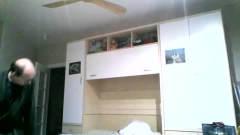 serrano49 online show from February 2026 02:05:01 AM