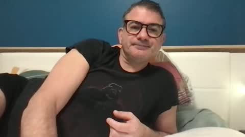 Snapshot of sesamechris92 chatting on February 2026 06:45:02 AM sesamechris92 online show from February 2026 06:45:02 AM