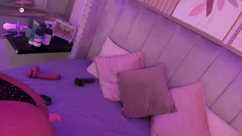 Seshat online show from October 2025 03:47:02 AM