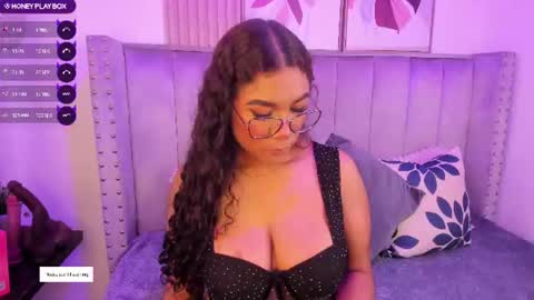Snapshot of seshat_hitt_ chatting on July 2026 03:31:02 AM Danna online show from July 2026 03:31:02 AM