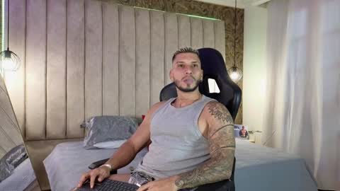 HEY IM SETH online show from January 2025 08:48:01 PM