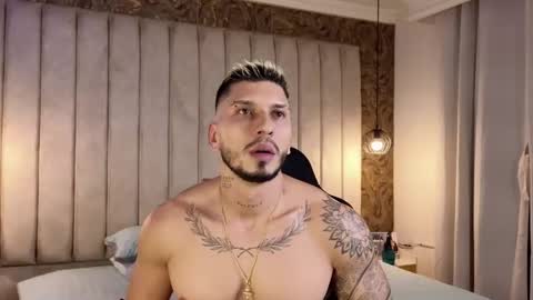 HEY IM SETH online show from February 2025 01:05:02 AM