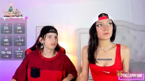 sett_and_gwen online show from December 2024 08:25:01 PM