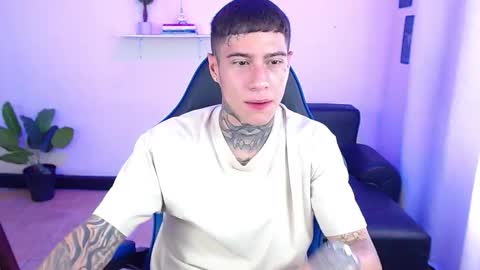 Thomas online show from November 2025 02:38:02 PM