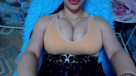 seu_cute online show from September 2025 03:33:01 PM