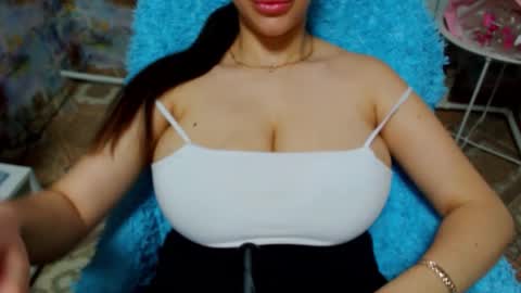 seu_cute online show from November 2025 09:26:02 AM