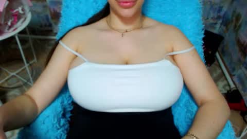 seu_cute online show from December 2025 07:10:02 PM