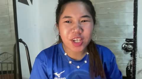 Snapshot of sex_lovely_doll chatting on April 2026 07:58:02 AM Hi im anne online show from April 2026 07:58:02 AM