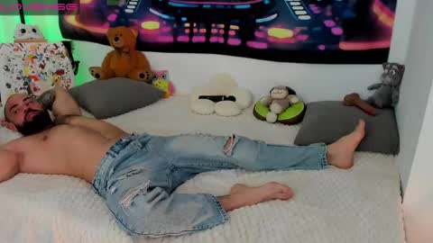 Leyila Johnnyn online show from February 2025 12:44:02 PM