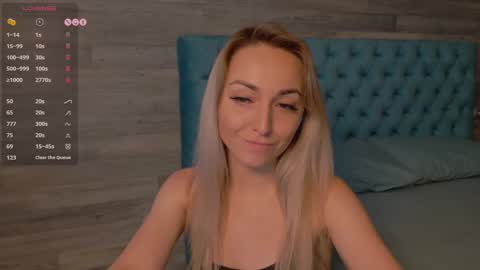 Snapshot of sexberry_ chatting on February 2025 12:37:01 PM Melissa online show from February 2025 12:37:01 PM