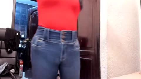 Snapshot of sexefantasia chatting on July 2026 10:47:02 PM HEY GUYS KEVIAM I MY NEW TWITTER IS anitalautter26 imstagran anitalautter26 officialOFanitalautter online show from July 2026 10:47:02 PM
