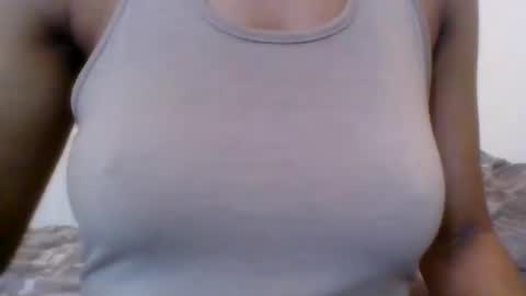 Snapshot of sexicaramel_ chatting on December 2024 06:20:02 PM sexicaramel_ online show from December 2024 06:20:02 PM