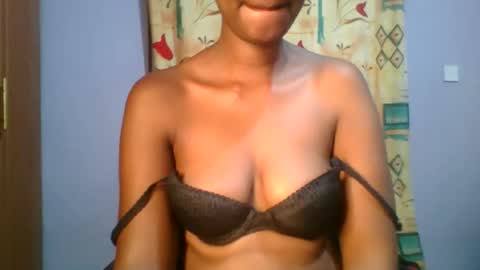 Snapshot of sexie_love chatting on October 2025 04:55:01 PM Nancy online show from October 2025 04:55:01 PM