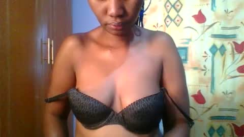 Snapshot of sexie_love chatting on November 2025 04:33:02 AM Nancy online show from November 2025 04:33:02 AM