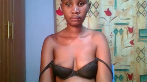 Snapshot of sexie_love chatting on November 2025 04:52:01 PM Nancy online show from November 2025 04:52:01 PM