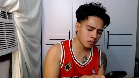 HI I AM JAMESPLEASE LET ME DO SOME HOT SHOWS FOR YOU HERE FOR MY  SCHOOL AND FOR MY FAMILY online show from October 2025 02:09:01 AM