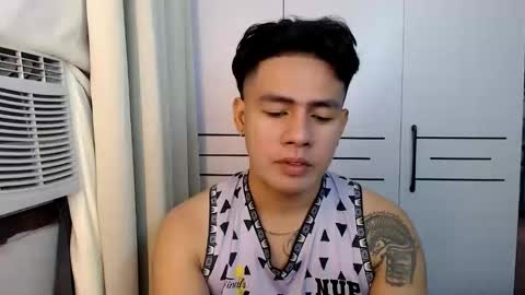 HI I AM JAMESPLEASE LET ME DO SOME HOT SHOWS FOR YOU HERE FOR MY  SCHOOL AND FOR MY FAMILY online show from November 2025 10:01:02 AM