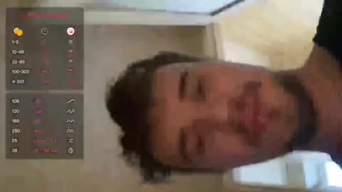 Snapshot of sexmoon11 chatting on December 2024 07:43:01 AM My name is Mia whats yours online show from December 2024 07:43:01 AM