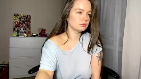 Snapshot of sexmoon11 chatting on February 2025 01:33:02 PM My name is Mia whats yours online show from February 2025 01:33:02 PM